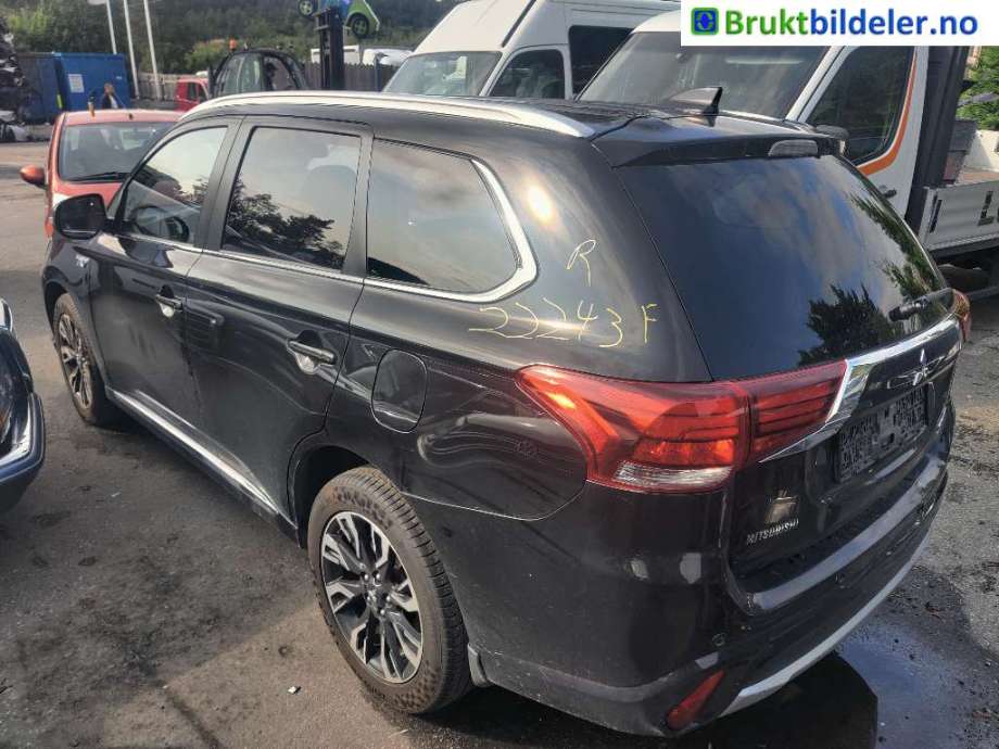 Mitsubishi Outlander 2015-->> (Type III, Fase 2) , Motorkode: 4B11, Girkassekode: 