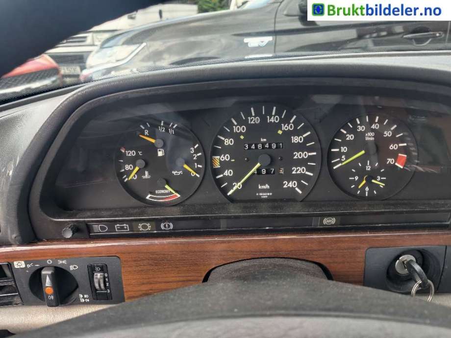Mercedes 280-560 1981-1991 (W126) (W126), Motorkode: M110.987, Girkassekode: 