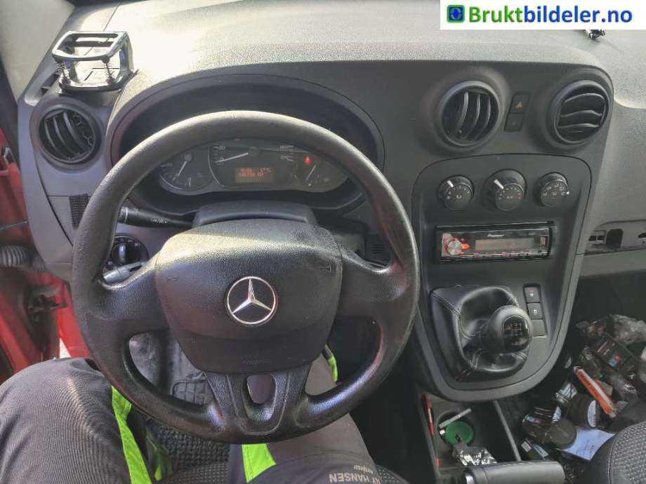 Mercedes Citan 2012-2021 (W415) (W415), Motorkode: OM607.951, Girkassekode: 
