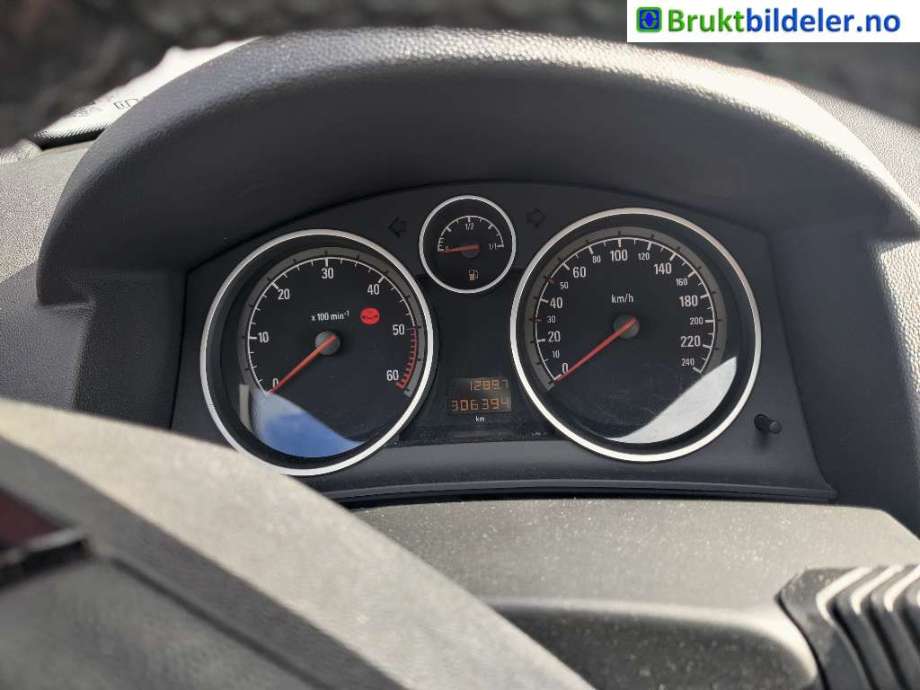 Opel Astra H 2004-2009 , Motorkode: Z17DTJ, Girkassekode: 