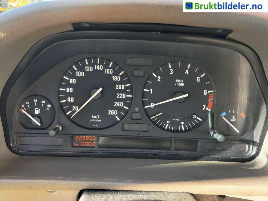 BMW 5-Serie 1988-1996 (E34) (E34), Motorkode: M30-B34, Girkassekode:
