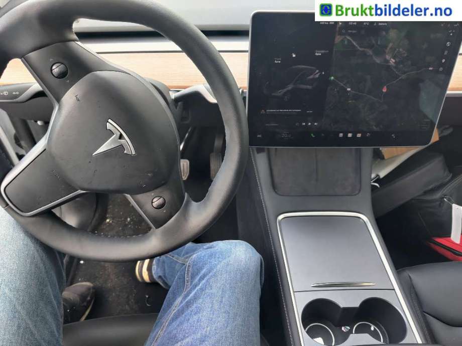 Tesla Model Y 2021-2024 (Type I) , Motorkode: , Girkassekode: 