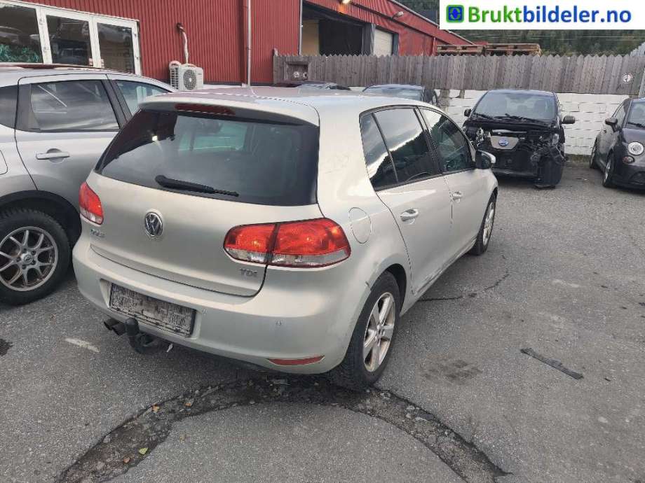 VW Golf VI 2008-2012 , Motorkode: CBDC, Girkassekode: LLL