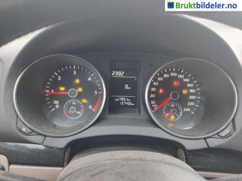 VW Golf VI 2008-2012 , Motorkode: CBDC, Girkassekode: LLL