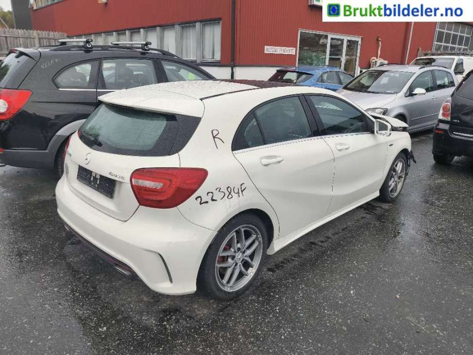 Mercedes A-Klasse 2012-2018 (W176) (W176), Motorkode: M270.920, Girkassekode: 