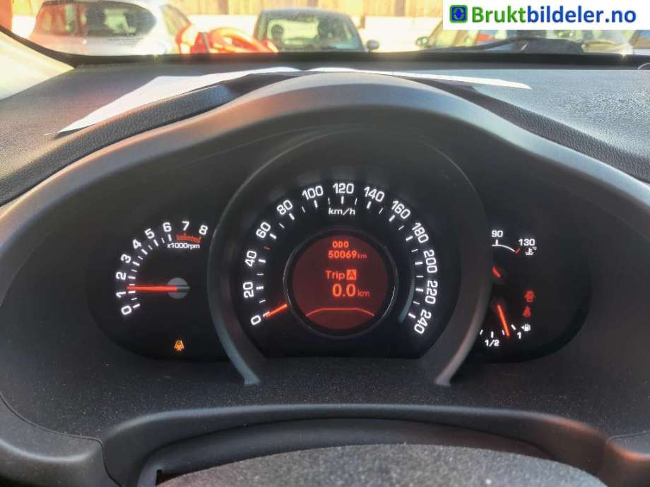 Kia Sportage 2010-2016 (Type III) , Motorkode: G4FD, Girkassekode: 