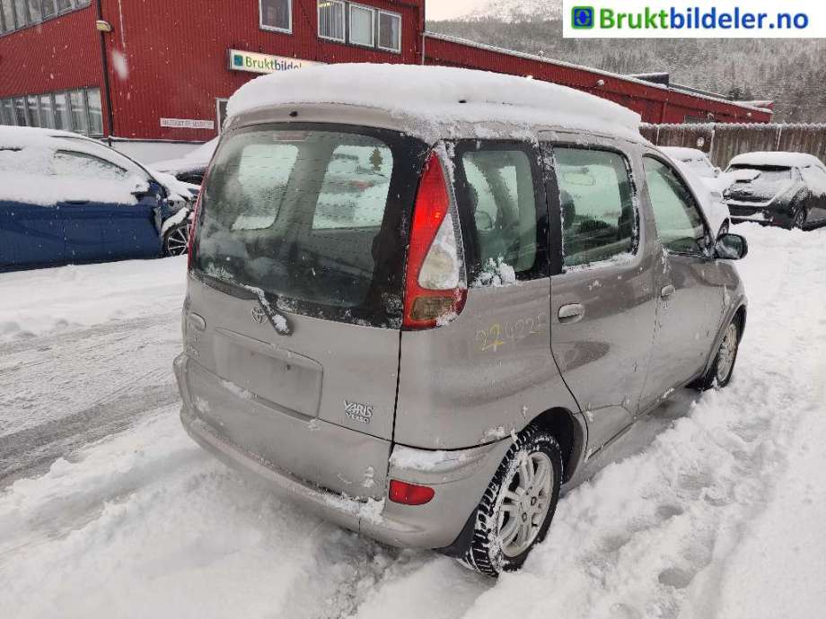 Toyota Yaris Verso 1999-2007 , Motorkode: 2NZ-FE, Girkassekode: