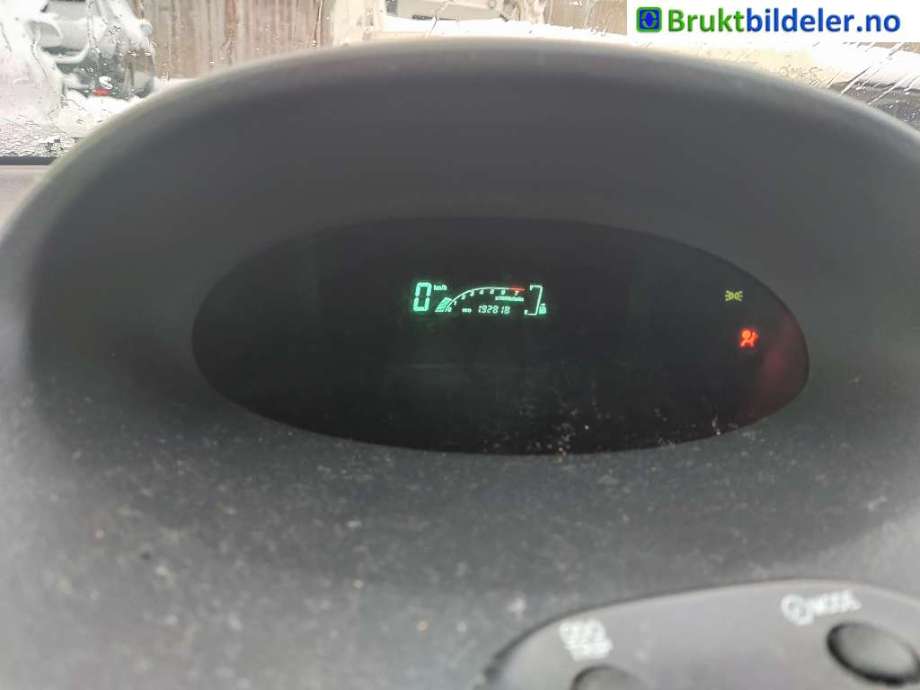 Toyota Yaris Verso 1999-2007 , Motorkode: 2NZ-FE, Girkassekode:
