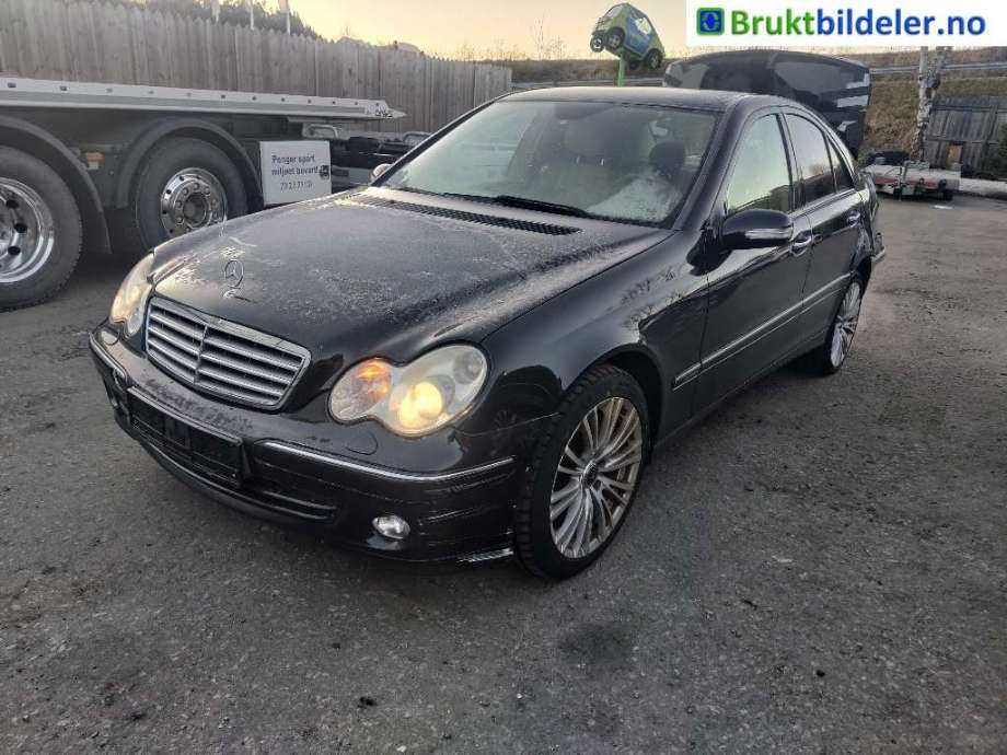 Mercedes C-Klasse 2004-2007 (Fase 2) (W203) (W203), Motorkode: M271.946, Girkassekode: 