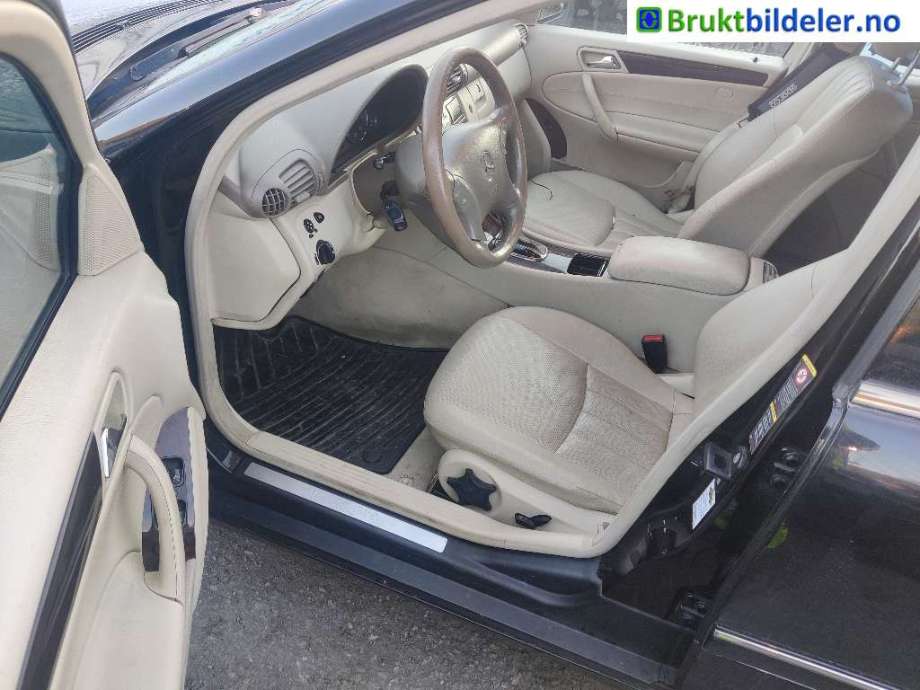 Mercedes C-Klasse 2004-2007 (Fase 2) (W203) (W203), Motorkode: M271.946, Girkassekode: 