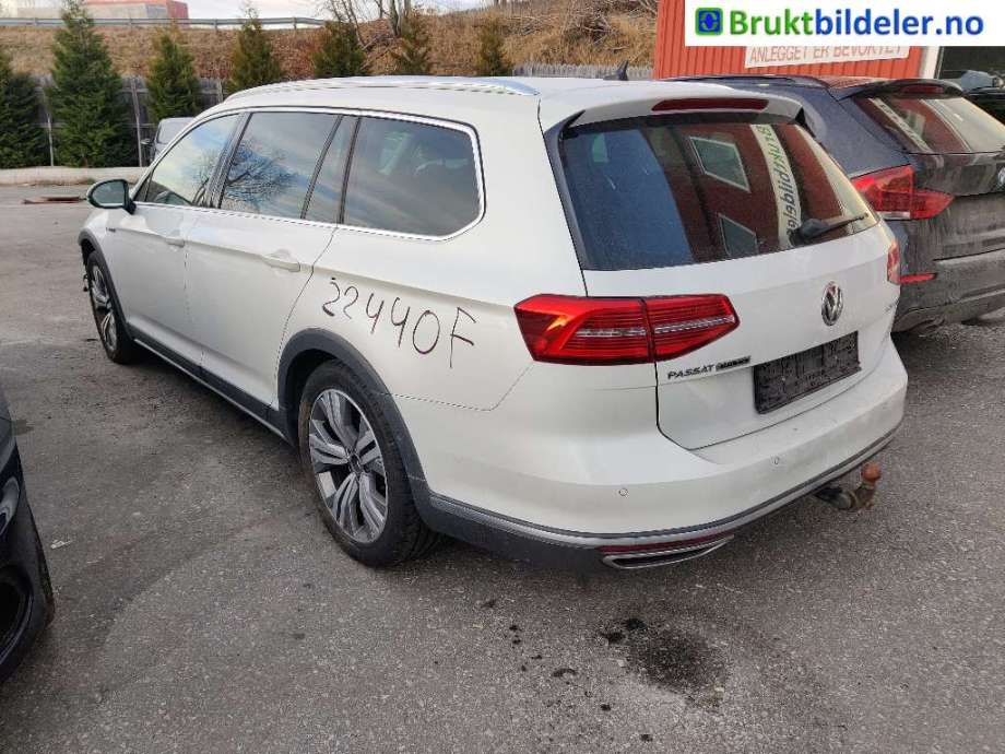 VW Passat 2015-2019 (Fase 1) (B8) (B8), Motorkode: DDAA;DFCA, Girkassekode: QFE
