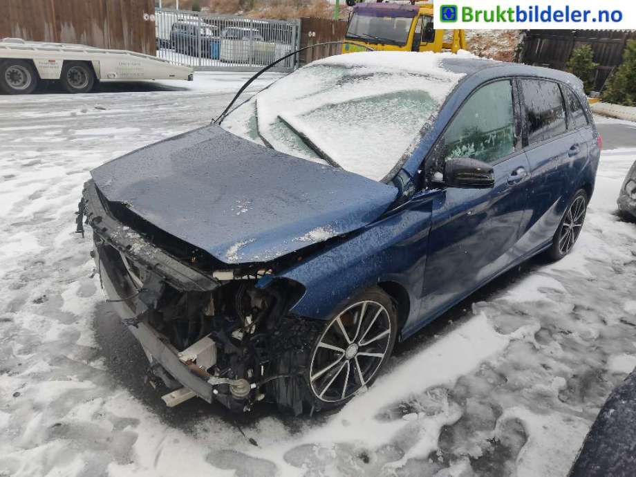 Mercedes B-Klasse 2011-2018 (W246) (W246), Motorkode: M270.910, Girkassekode: 724.002