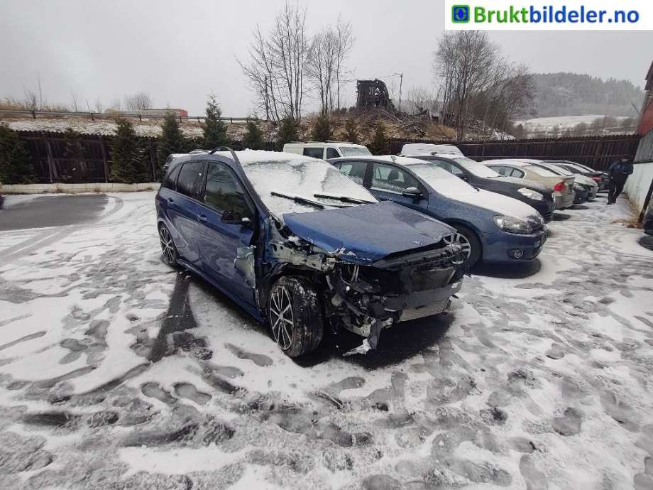 Mercedes B-Klasse 2011-2018 (W246) (W246), Motorkode: M270.910, Girkassekode: 724.002