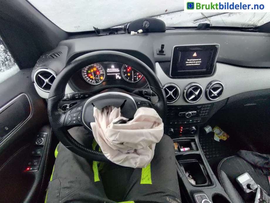 Mercedes B-Klasse 2011-2018 (W246) (W246), Motorkode: M270.910, Girkassekode: 724.002