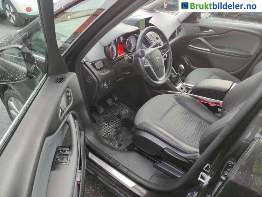 Opel Zafira Tourer 2012-2018 , Motorkode: A20DT, Girkassekode: 