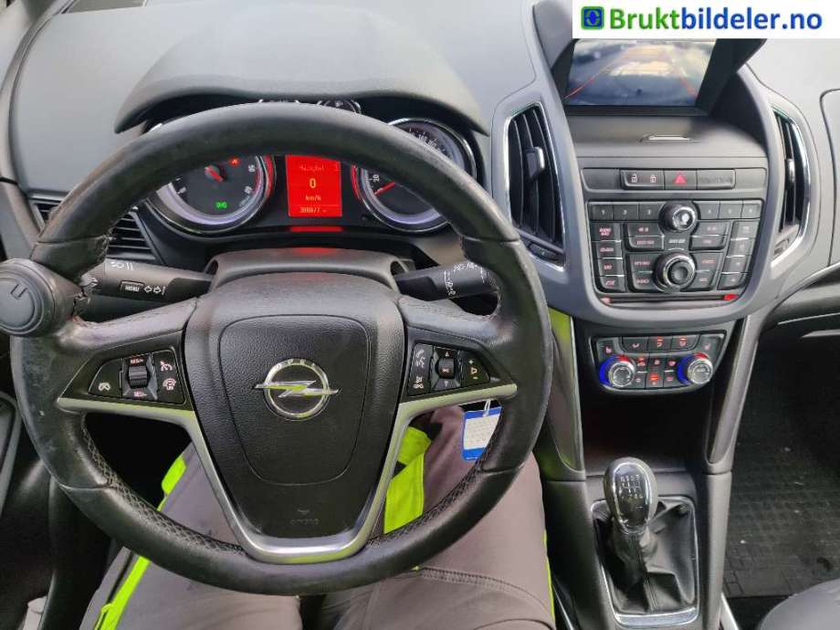 Opel Zafira Tourer 2012-2018 , Motorkode: A20DT, Girkassekode: 