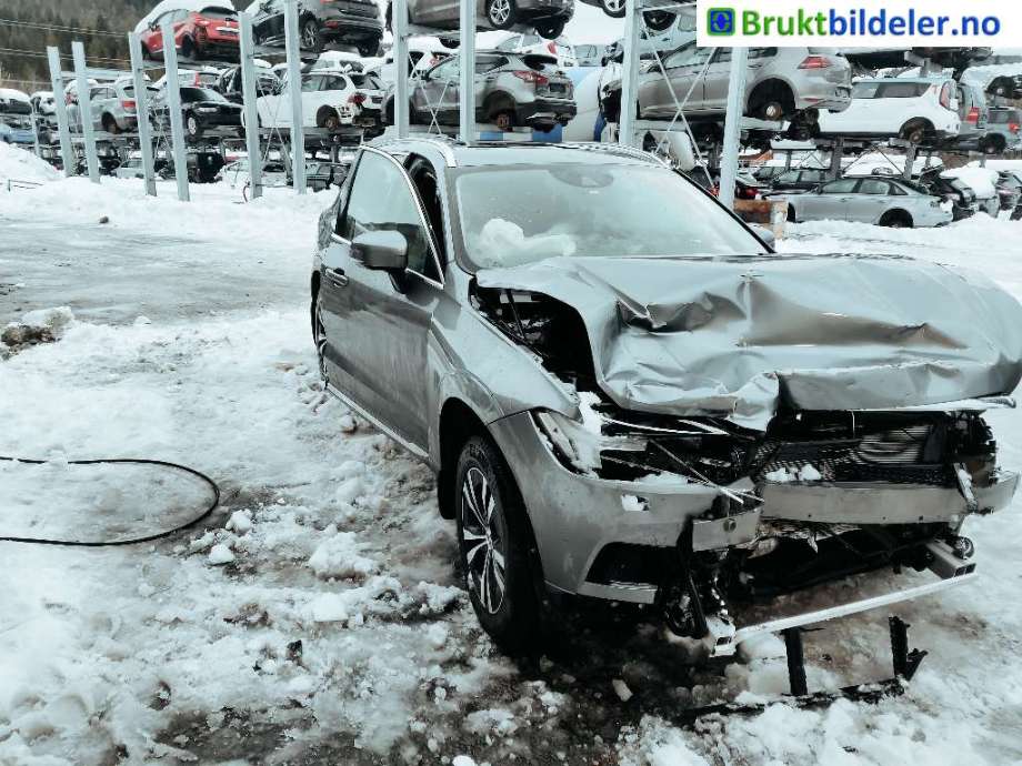 Volvo XC60 2017-->> (Type II) , Motorkode: B4204T46, Girkassekode: 