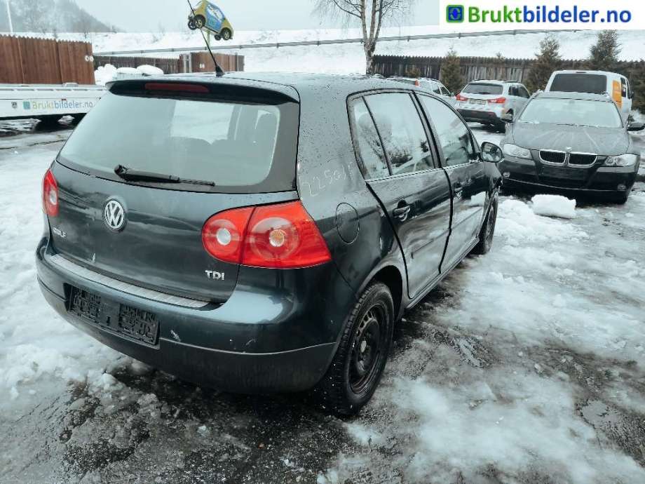 VW Golf V, Combi 2003-2008 , Motorkode: BLS, Girkassekode: JCR