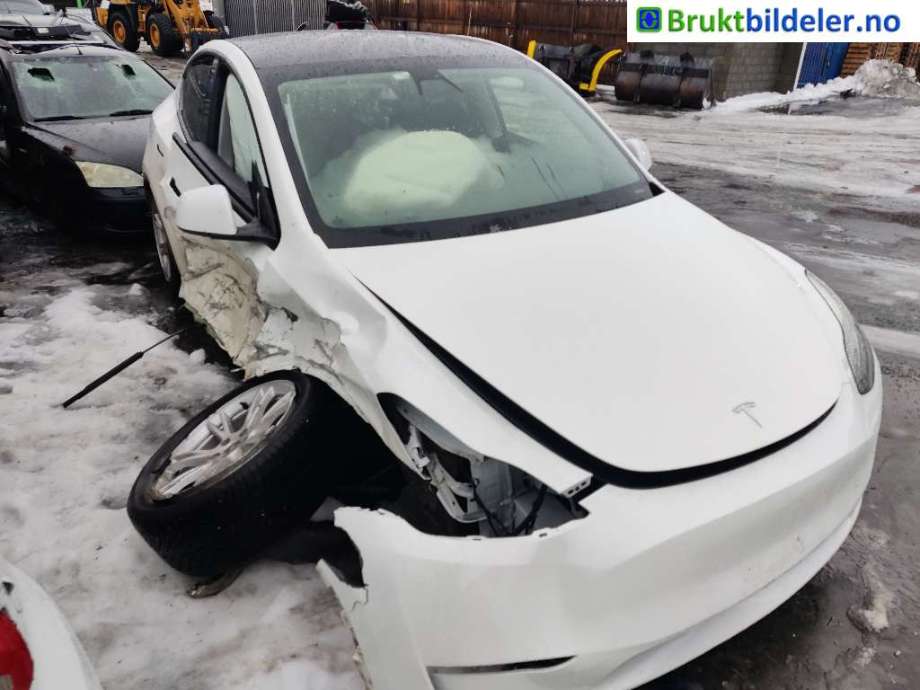 Tesla Model Y 2021-2024 (Type I) , Motorkode: , Girkassekode: 