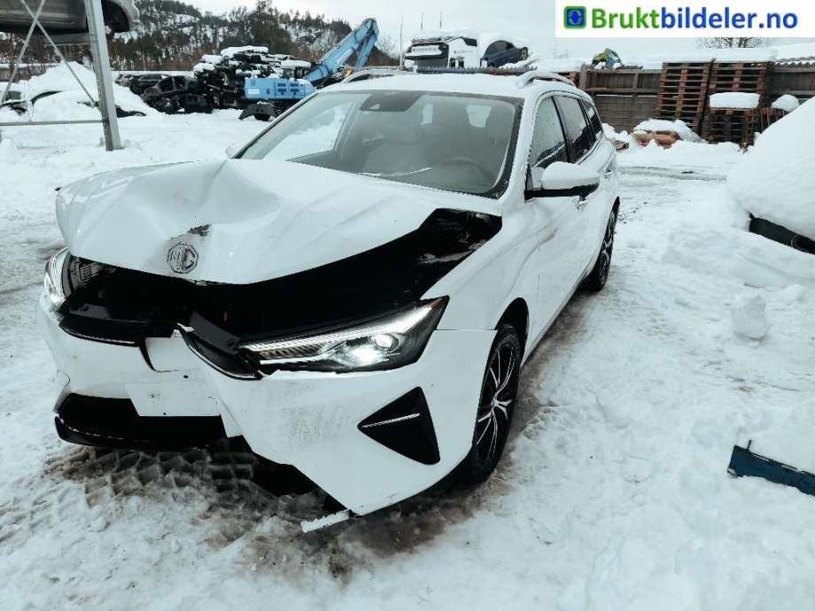 MG MG5 2022-->> , Motorkode: , Girkassekode: 