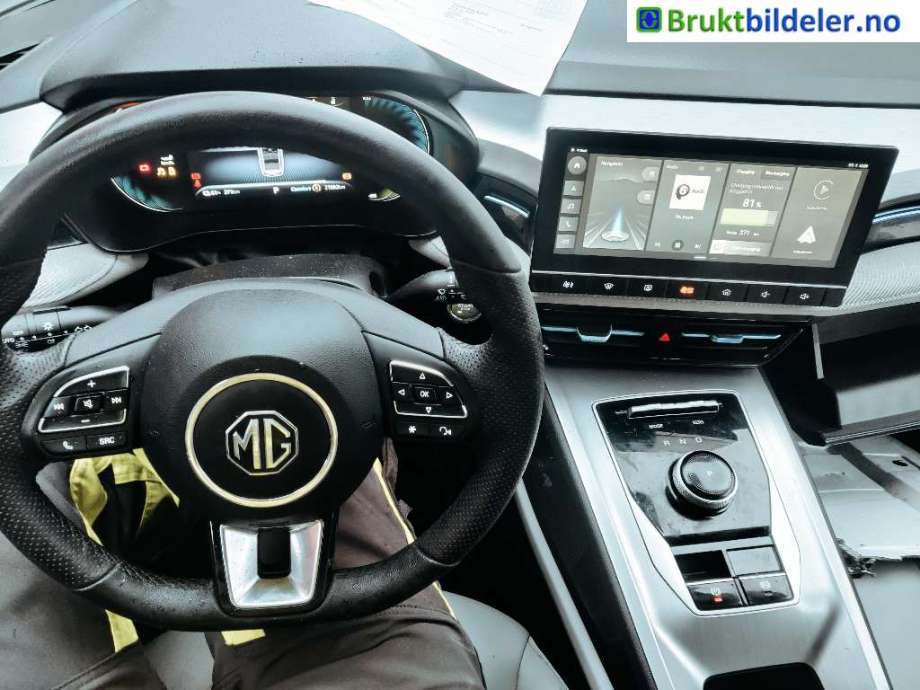 MG MG5 2022-->> , Motorkode: , Girkassekode: 