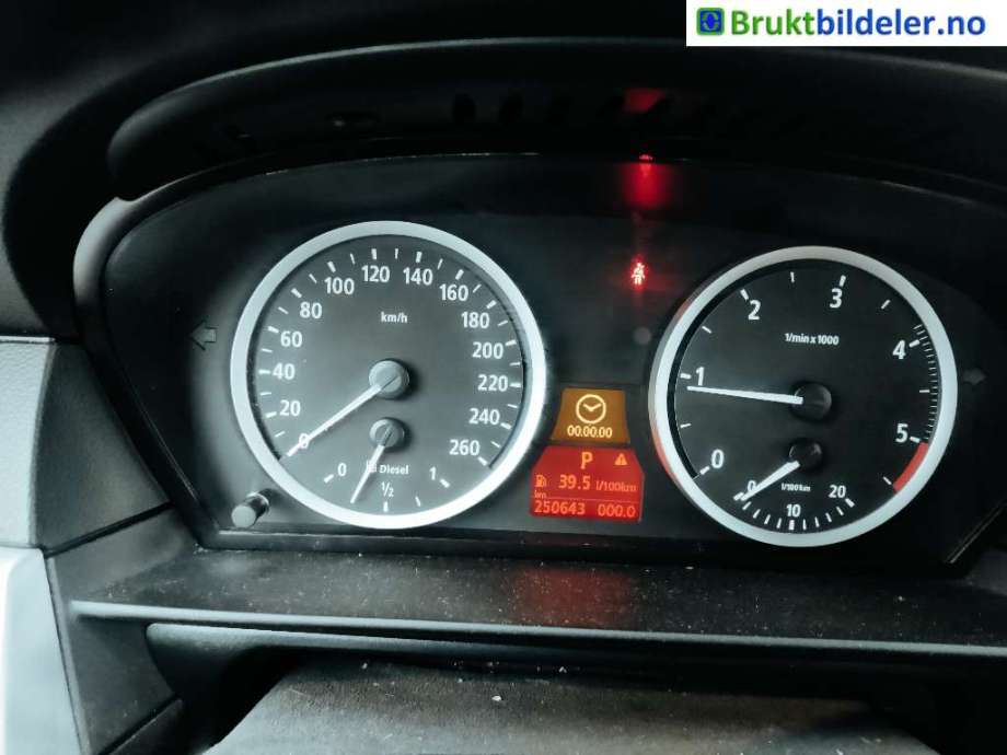 BMW 5-Serie 2003-2010 (E60/E61) (E60/E61), Motorkode: M57-TUD25, Girkassekode: GA6HP26Z