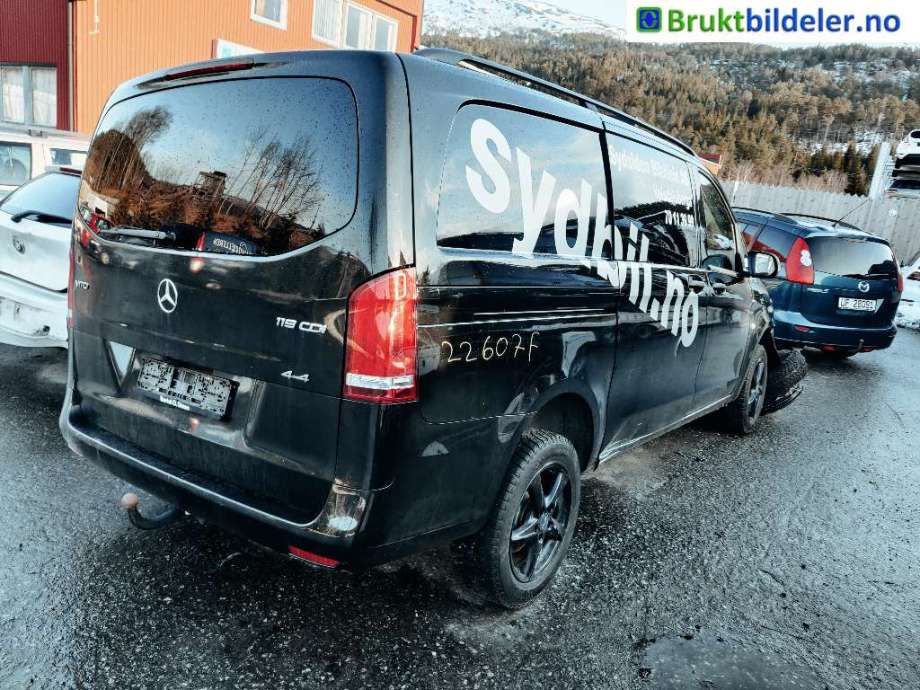 Mercedes Vito 2014-->> (W447) (W447), Motorkode: OM654.920, Girkassekode: 725.055