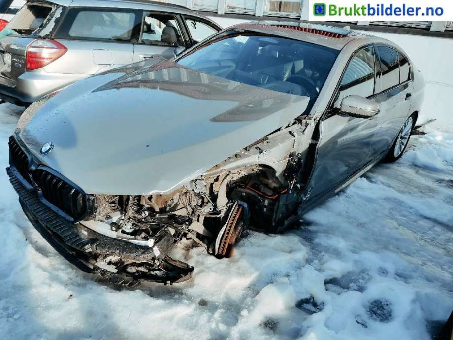 BMW 5-Serie 2017-->> (G30/G31) (G30/G31), Motorkode: B48-B20A, Girkassekode: GA8P75HZ - ZGG