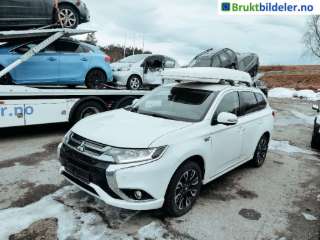 Mitsubishi Outlander,   (MITSUBISHI|5743A239)