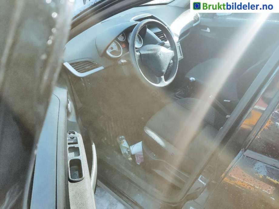 Peugeot 207 2006-2012 , Motorkode: 8HR, Girkassekode: 