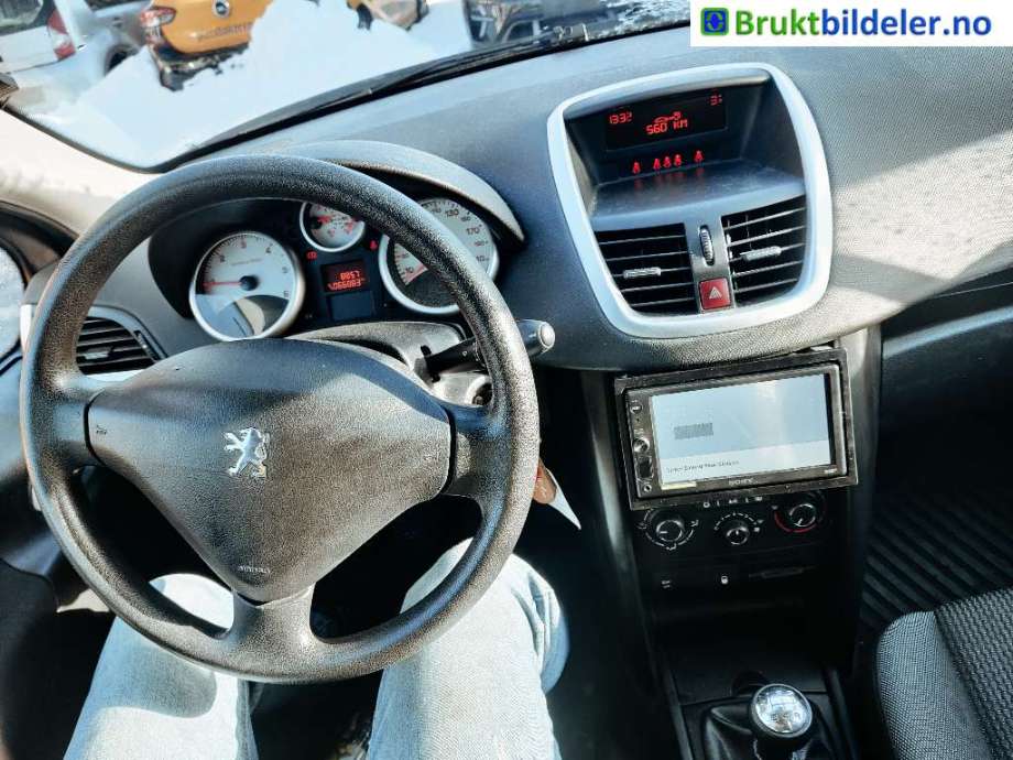 Peugeot 207 2006-2012 , Motorkode: 8HR, Girkassekode: 