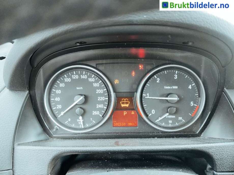 BMW X1 2009-2015 (E84) (E84), Motorkode: N47-D20C, Girkassekode: GA6HP19Z - 4-wheel