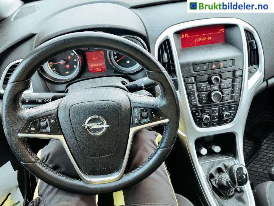 Opel Astra J 2010-2015 , Motorkode: A14NET, Girkassekode: 