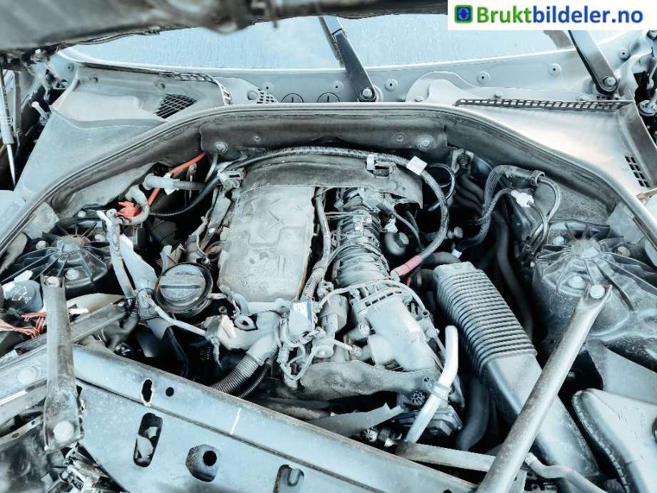 BMW 5-Serie 2010-2017 (F10/F11) (F10/F11), Motorkode: N47-D20C, Girkassekode: GA8HP45Z - 4WD
