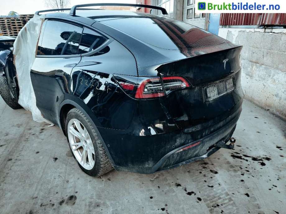 Tesla Model Y 2021-2024 (Type I) , Motorkode: , Girkassekode: 
