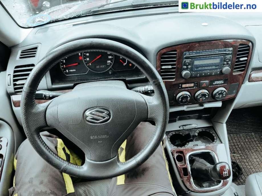 Suzuki Grand Vitara 1998-2005 (Type II) , Motorkode: RHW, Girkassekode: 