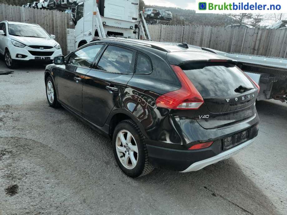 Volvo V40 2012-2019 , Motorkode: D4162T, Girkassekode: 6-PSHIFT 2WD / MPS6