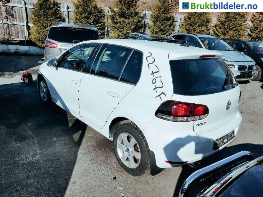 VW Golf VI 2008-2012 , Motorkode: CAXA, Girkassekode: MGK