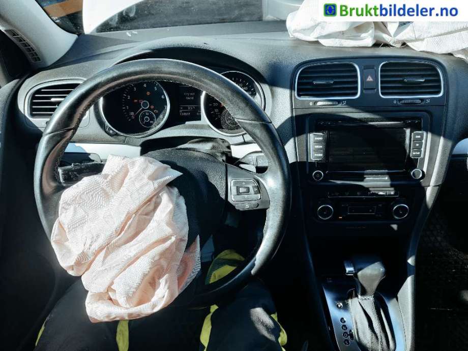 VW Golf VI 2008-2012 , Motorkode: CAXA, Girkassekode: MGK
