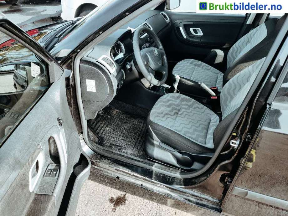 Škoda Fabia 2010-2014 (Type II, Fase 2) , Motorkode: BZG;CGPA, Girkassekode: LVG