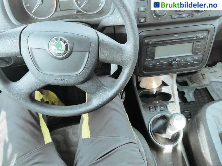 Škoda Fabia 2010-2014 (Type II, Fase 2) , Motorkode: BZG;CGPA, Girkassekode: LVG