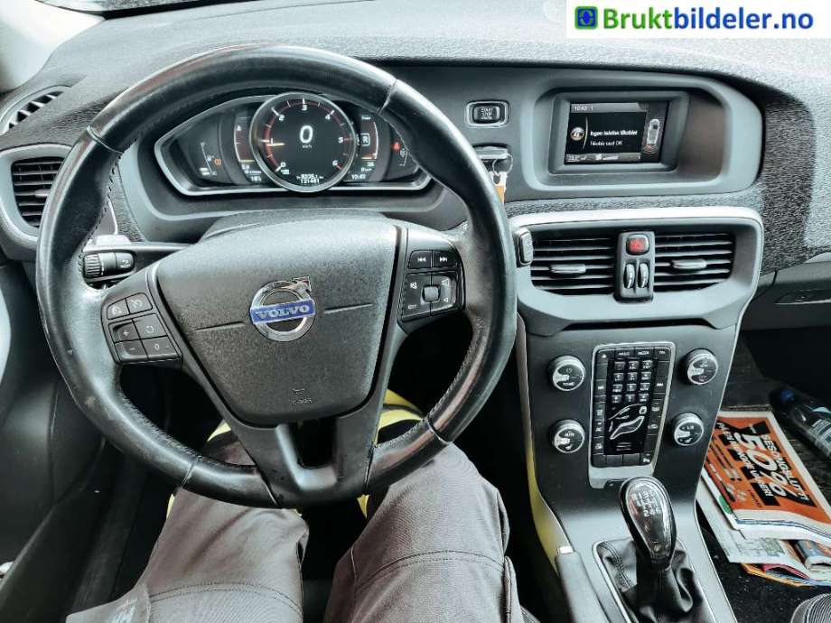 Volvo V40 2012-2019 , Motorkode: D4162T, Girkassekode: 