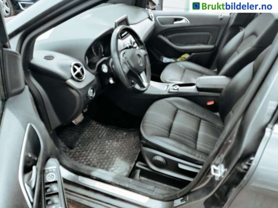 Mercedes B-Klasse 2011-2018 (W246) (W246), Motorkode: M270.920, Girkassekode: 724.011