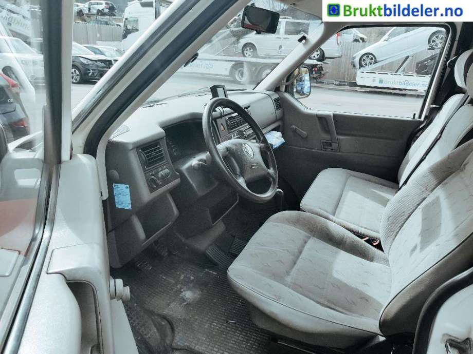VW Transporter / Caravelle 1990-2003 (T4) (T4), Motorkode: ACV;AYC, Girkassekode: DXZ