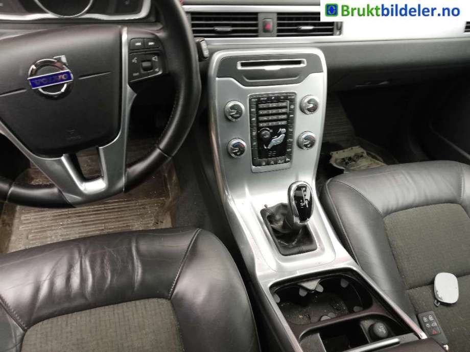 Volvo V70 2014-2016 (Type III, Fase 2) , Motorkode: D4204T5, Girkassekode: 8-AUT 2WD / TG-81SC