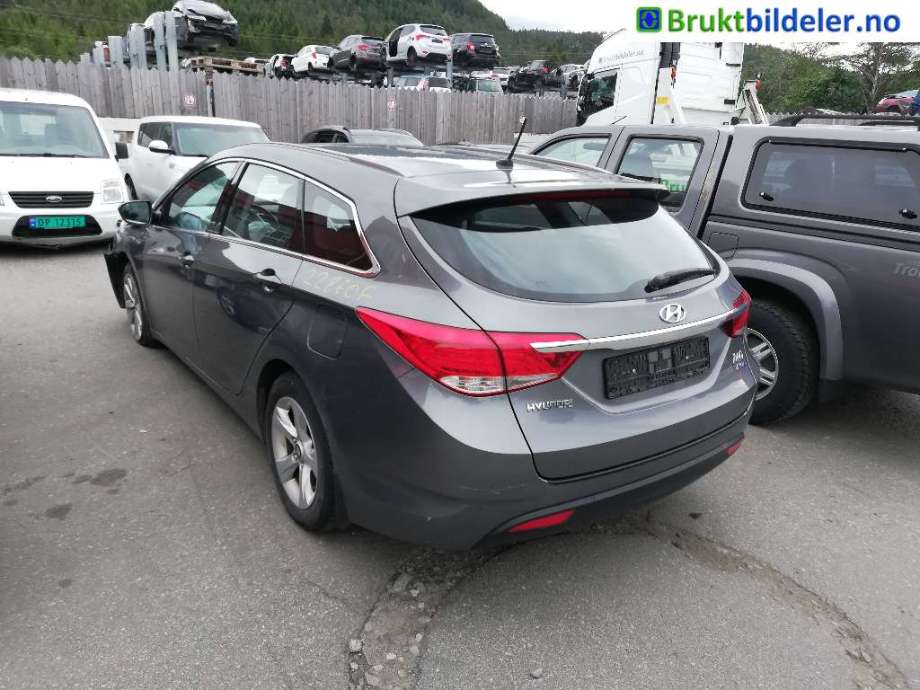 Hyundai i40 2012-2017 , Motorkode: D4FD, Girkassekode: 