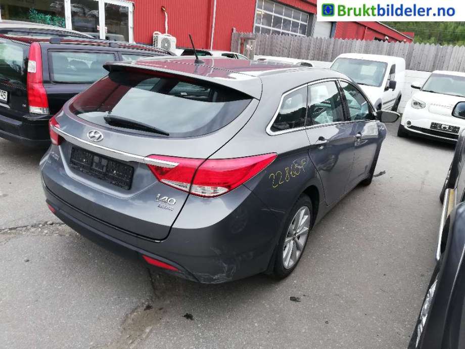 Hyundai i40 2012-2017 , Motorkode: D4FD, Girkassekode: 