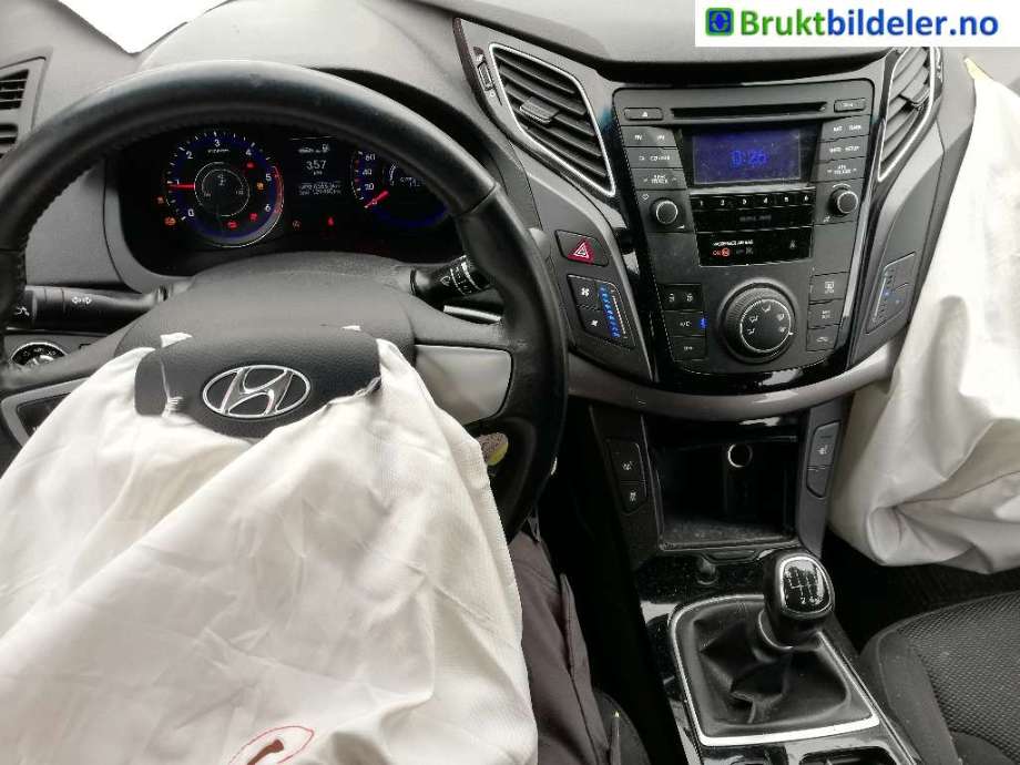Hyundai i40 2012-2017 , Motorkode: D4FD, Girkassekode: 
