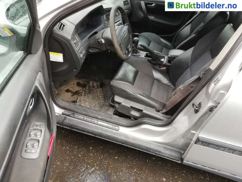 Volvo V70 2000-2004 (Type II, Fase 1) , Motorkode: D5252T, Girkassekode: 