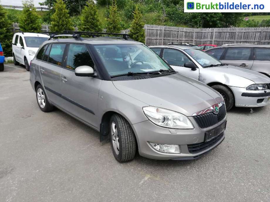 Škoda Fabia 2010-2014 (Type II, Fase 2) , Motorkode: CFWA, Girkassekode: MZK